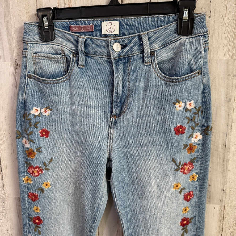 DW Fiona Flare Jeans Women 2 Light Wash Floral Embroidered Hippie Boho 25x31 - Picture 2 of 16